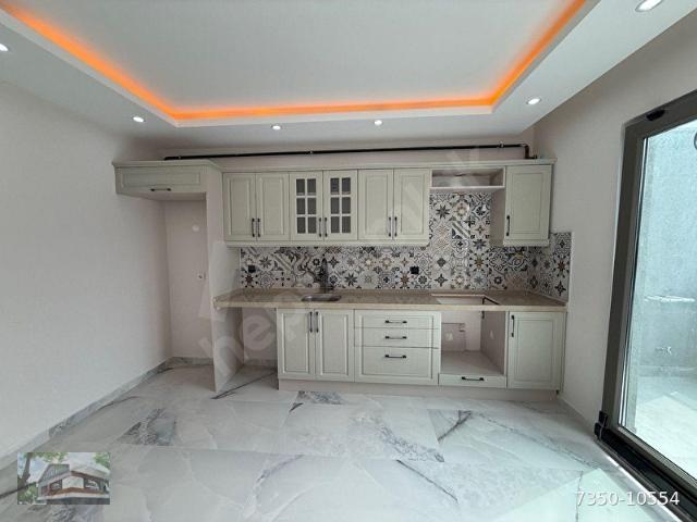 DARICA DENİZ MANZARALI TERASLI DUBLEKS DAİRE