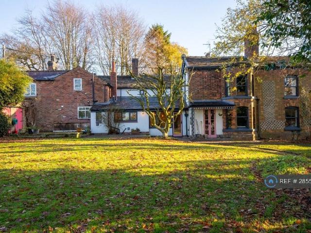 Dark Lane, Macclesfield, SK11 5 bed semi detached house to rent £5,000 pcm £1,154 pw