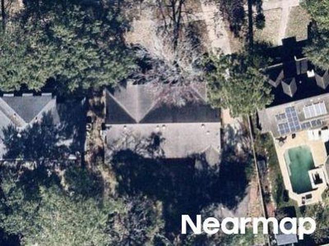 Darkwood Dr