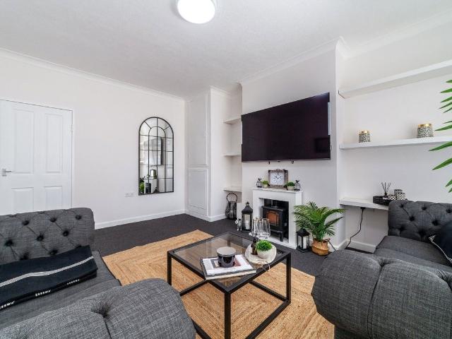 Darlan Road, London SW6, 3 bed flat to rent, £3,300 pcm | PrimeLocation