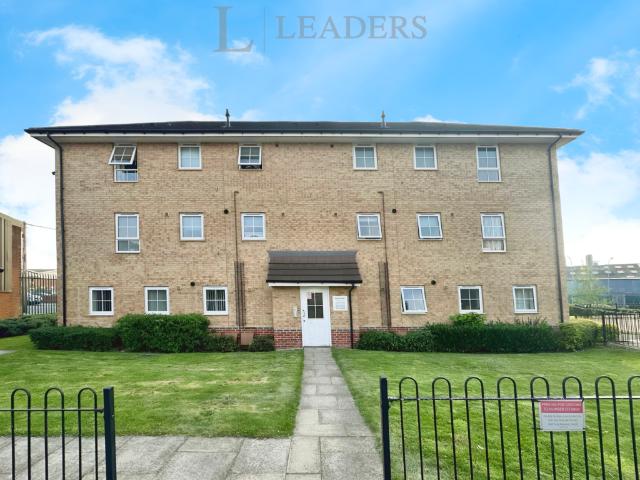 Darlaston Road, Wednesbury, West. 2 bed flat to rent £1,045 pcm £241 pw