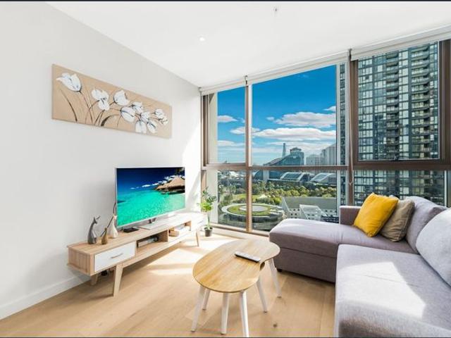 Darling North 2 Bed 1 Bath w/1 Car with Beautiful View