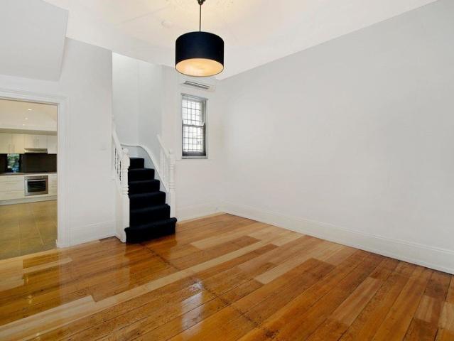 Darlinghurst Terrace with Timeless Appeal