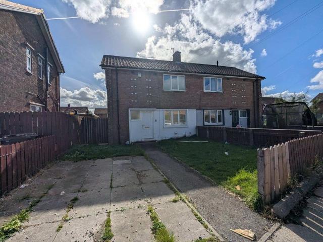 Darlington DL1 2 bed semi detached house to rent £625 pcm £144 pw