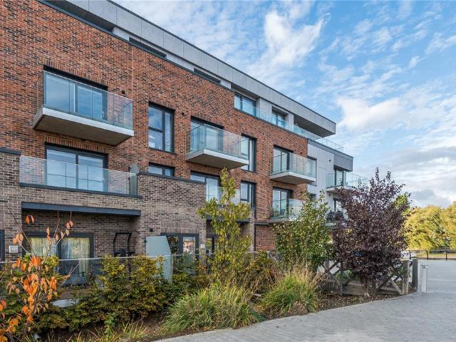 Darlington House, Fletton Quays. 2 bed flat to rent £1,450 pcm £335 pw