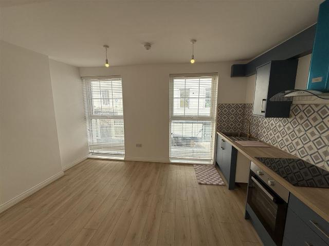 Darlington Street, Wolverhampton WV1, 1 bed flat to rent, £775 pcm | PrimeLocation