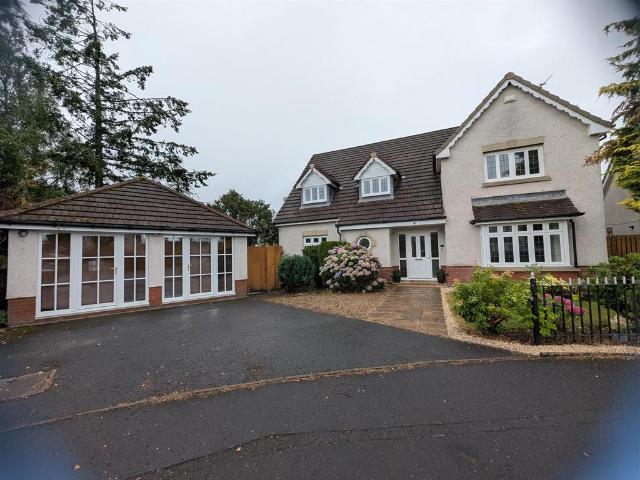 Darluith Park, Johnstone PA5 4 bed detached house to rent £2,500 pcm £577 pw
