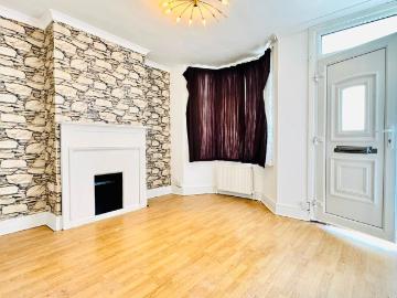 Darnly Road RM17, 3 bed end terrace house to rent, £1,800 pcm | PrimeLocation