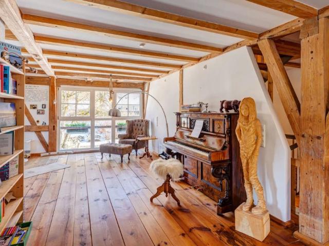 Das Bachweberhaus: ein historisches Wohnerlebnis in mitten schönster Natur