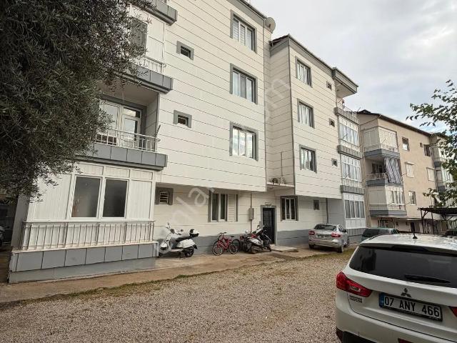 Das Gayrimenkulden Çarşı Merkezinde Satılık Daire