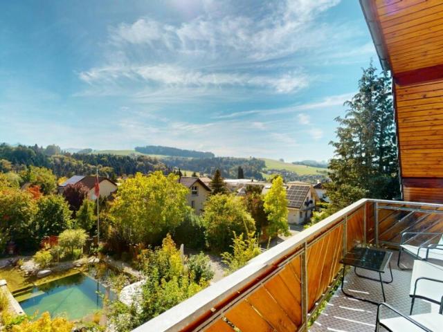 Das Generationen Haus mit zwei Wohnungen, Garten und Carport