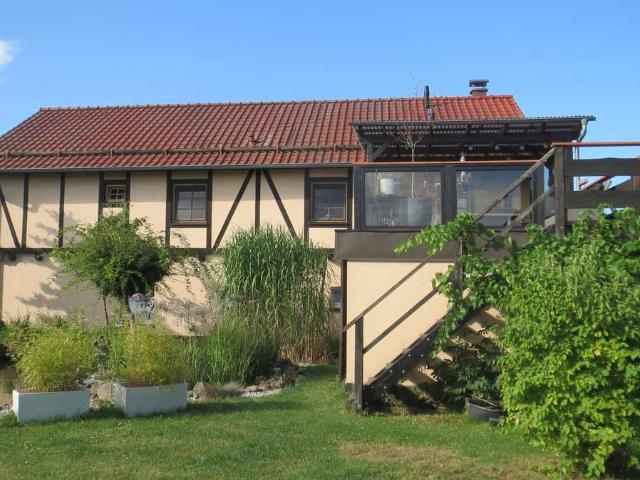 DAS GLÜCK hat ein ZUHAUSE gepfl. WH mit FEWO Ortsrand Terr. & STÄLLE mit Reitplatz usw