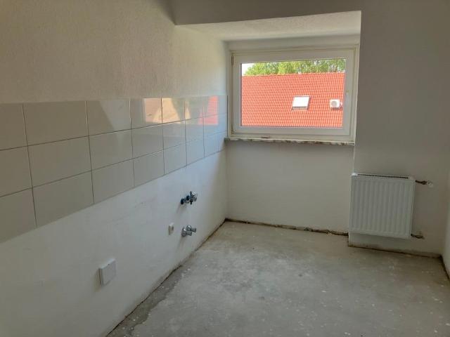 Das Glück hat ein Zuhause: praktische 3 Zi. DG