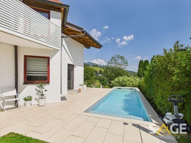 Das Enkerlparadies neben dem Golfplatz / geräumiges Einfamilienhaus mit Pool
