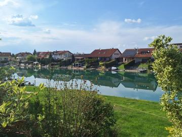 Villa for sale in 2454 - Garten, Parkplatz