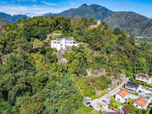 Das Haus auf dem Felsen“ mit atemberaubendem Blick auf den See