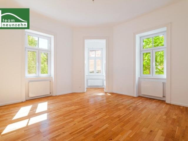 Das Hasner Palais – Eckwohnung mit Erker und separater Küche im sanierten Altbau!