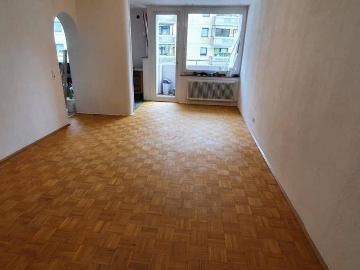 Das Salzburger Schnäppchen: 2 Zimmer, 2 Balkone Für erste Zeit zu zweit !