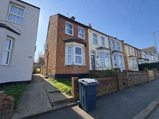 Dashwood Avenue HP12, 4 bed shared accommodation to rent, £780 pcm | PrimeLocation