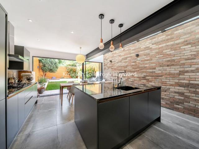 Dassett Road, West Norwood SE27, 4 bed terraced house to rent, £3,750 pcm | PrimeLocation