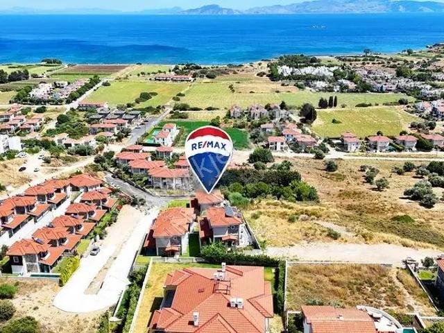 Datça Merkez Burgaz Mevkii'nde Satılık Deniz Manzaralı 6+1 Villa