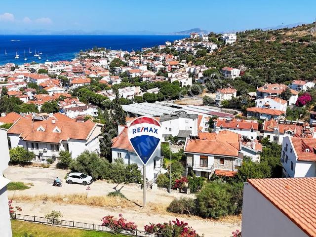 Datça Merkezde Deniz Mazaralı Satılık 2+1 katta Tek