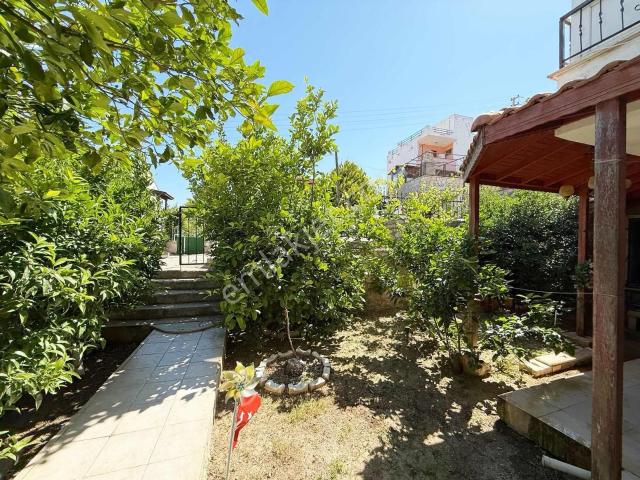 Datça Merkezde Satılık Düz Ayak 2+1 Bahçeli Daire