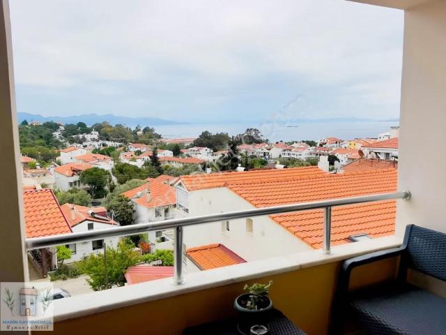 Datça'da Deniz Manzaralı 2+1 Kiralık Ofis/ Daire eşyasız