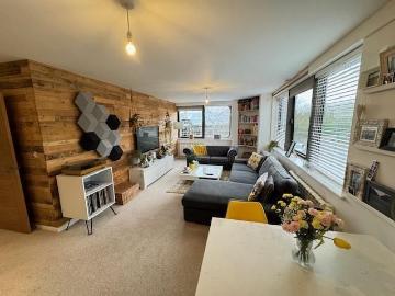 Dauntsy House Bentham Close, Westlea, Swindon SN5, 1 bed flat to rent, £975 pcm | PrimeLocation