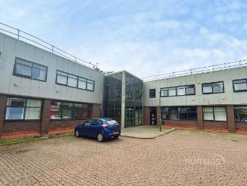 Dauntsey House, Bentham Close, Swindon SN5, 1 bed flat to rent, £900 pcm | PrimeLocation