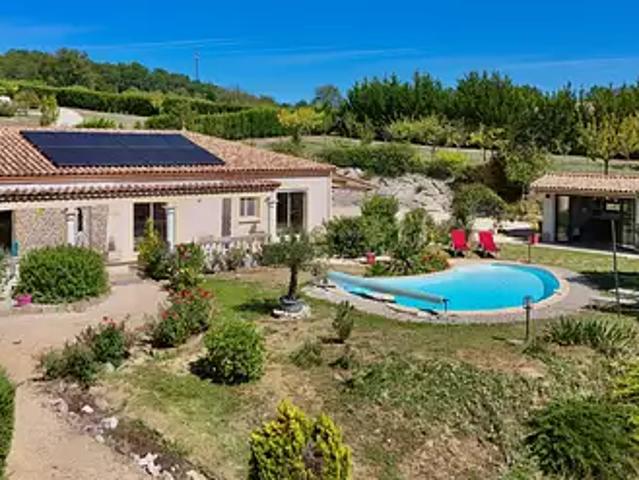 Dausse 47140 Achat / Vente maison 8 pièces t8 piscine jardin