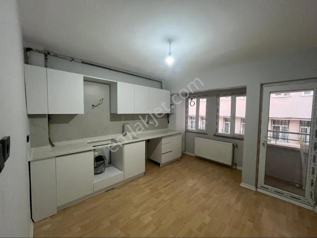 Davutdede De 4.5+1 Ebeveyn Banyolu Daire