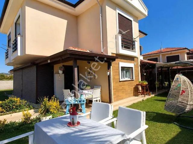 Davutlar Kusadasinda Satılık Villa!