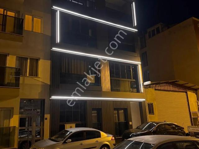 Davutlar Merkez’de Eşyalı Kiralık 1 + 1 Daire