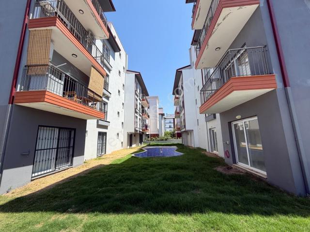 Davutlar Merkez De Havuzlu 2+1 Asansörlü Daire