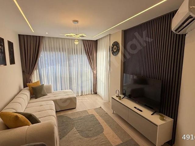 Davutlar Merkezde Satılık Yeni Eşyalı 1+1 Daire
