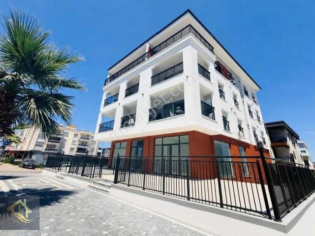 Davutlar'da Ara Kat Ebeveyn Banyolu 85 M2 Kiralık Daire