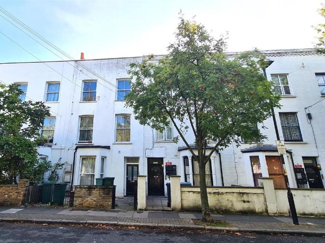 Davenant Road, Upper Holloway N19, 3 bed flat to rent, £2,850 pcm | PrimeLocation