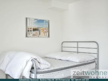 Davenstedt, 1 Zimmer Apartment, neuwertig möbliert, TV, Internet, franz. Balkon