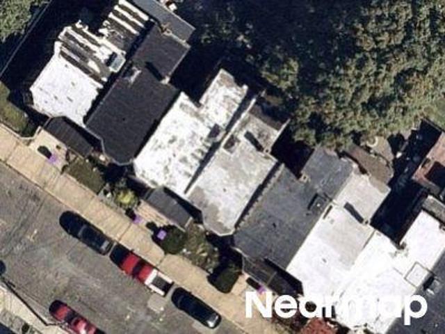 Davis St