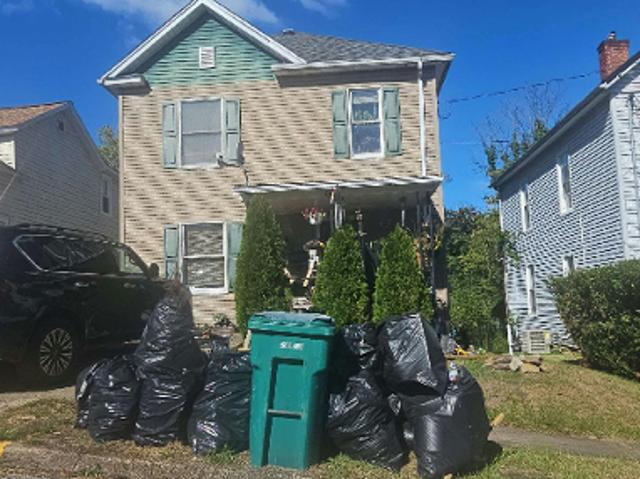 Davis St