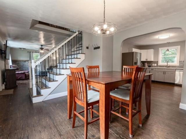 Davis St, Claremont, Home For Sale