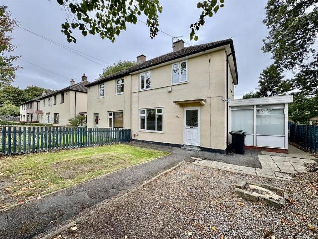 Daw Royds, Almondbury, Hudderfield. 2 bed semi detached house to rent £850 pcm £196 pw