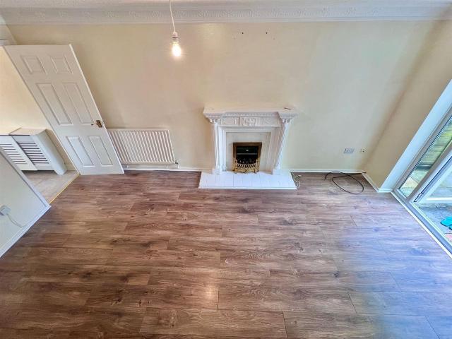 Dawes Close, Coventry CV2, 2 bed end terrace house to rent, £1,050 pcm | PrimeLocation