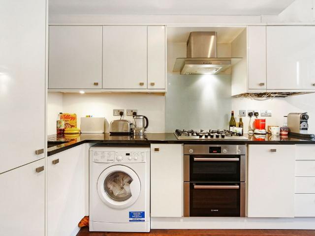 Dawes Road, Fulham Broadway, London SW6, 2 bed maisonette to rent, £2,900 pcm | PrimeLocation