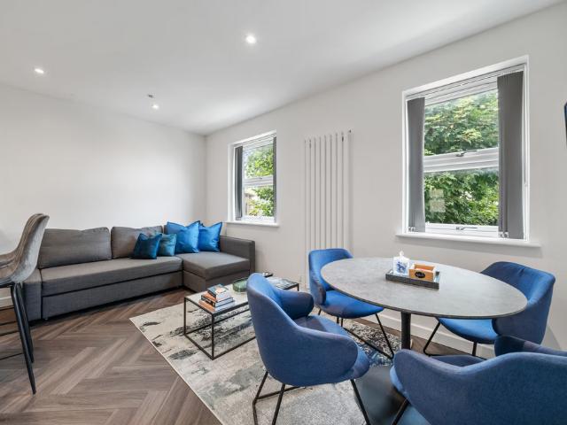 Dawes Road, London SW6 1 bed flat to rent £2,250 pcm £519 pw