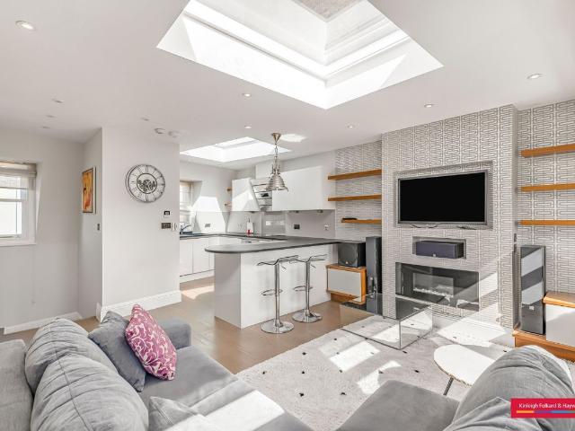 Dawes Road, London SW6, 2 bed flat to rent, £3,000 pcm | PrimeLocation