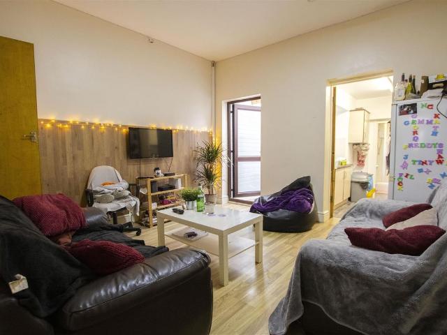 Dawlish Road, Birmingham, West Midlands B29, 4 bed shared accommodation to rent, £494 pcm | PrimeLocation