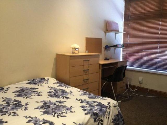 Dawlish Road, Birmingham, West Midlands B29, 3 bed shared accommodation to rent, £546 pppm | PrimeLocation
