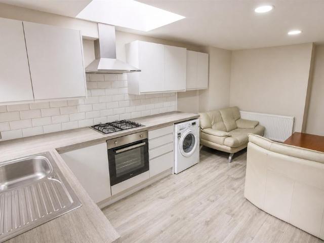 DAWLISH ROAD, BIRMINGHAM B29 5 bed house to rent £546 pcm £126 pw